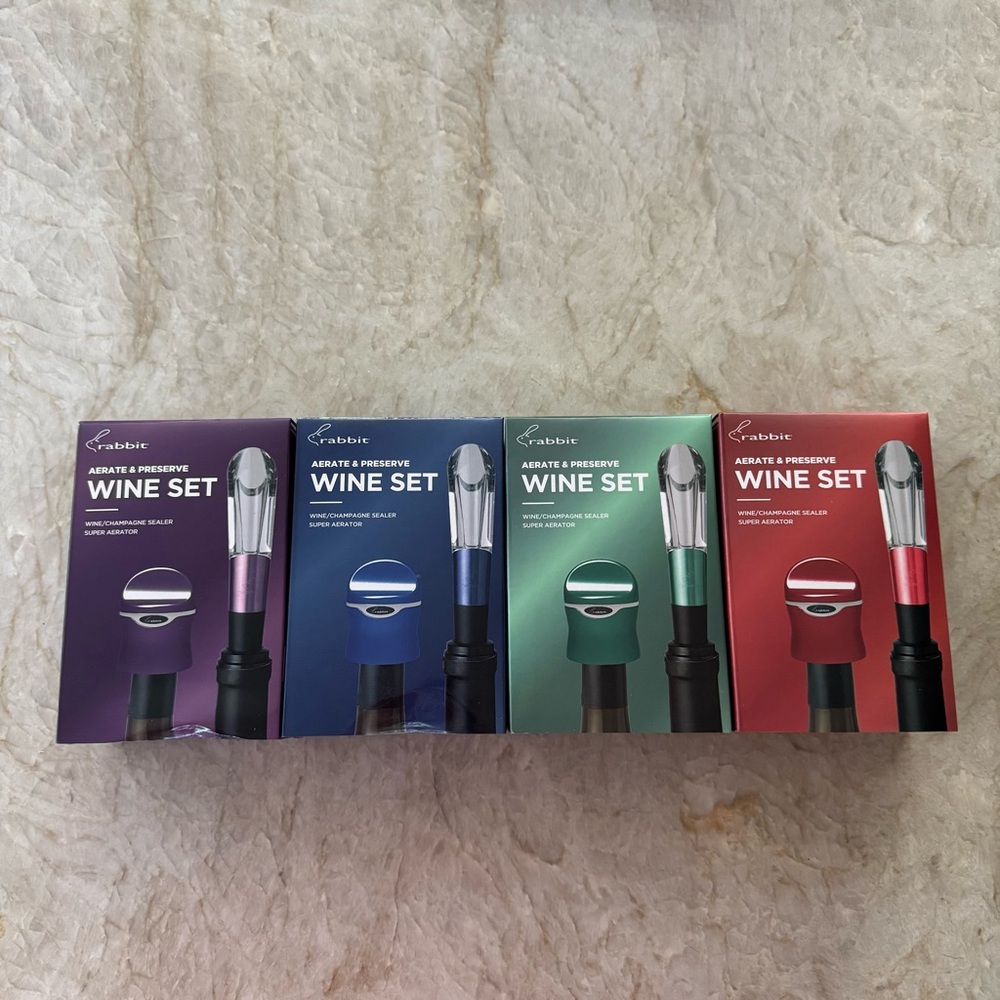 Rabbit Aerate & Preserve Wine Set